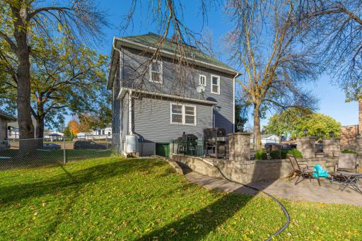 212 Boulevard Avenue NE, Montgomery, MN 56069