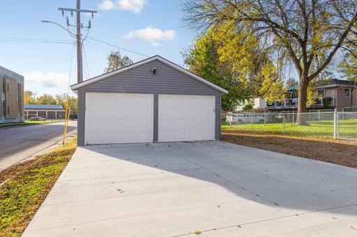 212 Boulevard Avenue NE, Montgomery, MN 56069