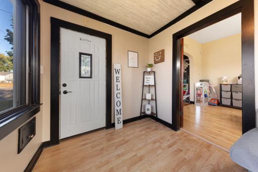 212 Boulevard Avenue NE, Montgomery, MN 56069