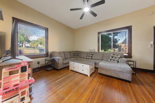 212 Boulevard Avenue NE, Montgomery, MN 56069