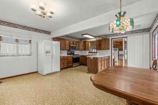 823 Oakwood Drive, Anoka, MN 55303