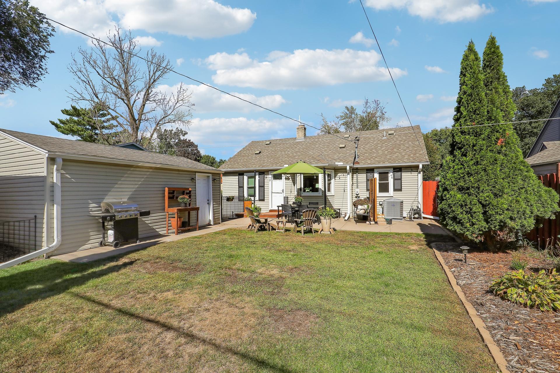 Plenty of room for outdoor dining, grilling, yard games, and more!