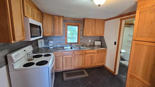 7433 US Highway 169, Garrison, MN 56450