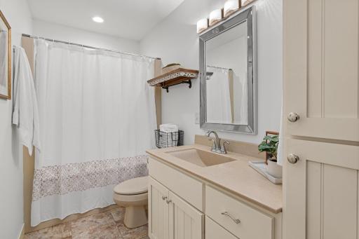 653 Deerwood Drive, Hudson, WI 54016