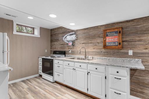 653 Deerwood Drive, Hudson, WI 54016