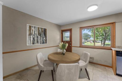 7001 Grimes Avenue N, Brooklyn Center, MN 55429