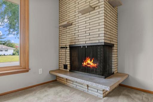 7001 Grimes Avenue N, Brooklyn Center, MN 55429