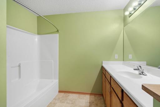 Full Bathroom Upstairs walkthrough from Main Bedroom