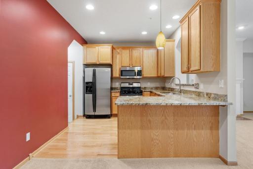 11212 Kinsley Street, Eden Prairie, MN 55344