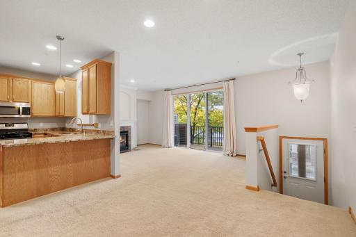 11212 Kinsley Street, Eden Prairie, MN 55344