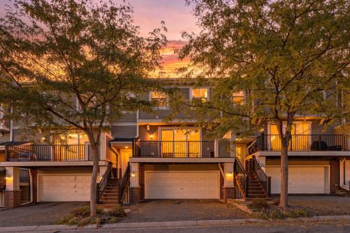 11212 Kinsley Street, Eden Prairie, MN 55344