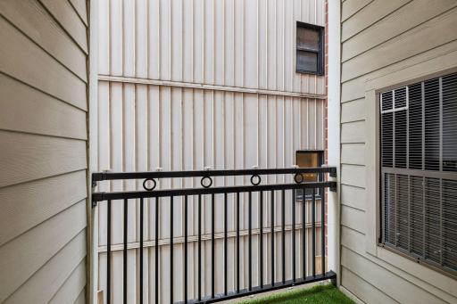 270 4th Street East - Spacecrafting - 0014.jpg