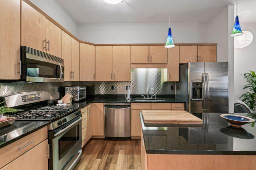 270 4th Street East - Spacecrafting - 0022.jpg