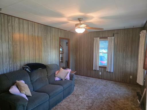 1008 15th Avenue NE, Austin, MN 55912