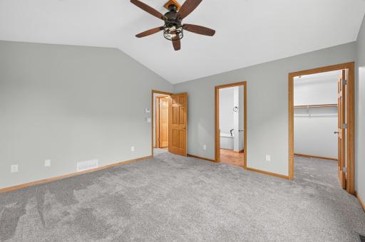 20964 Beaver Dam Court NE, East Bethel, MN 55011