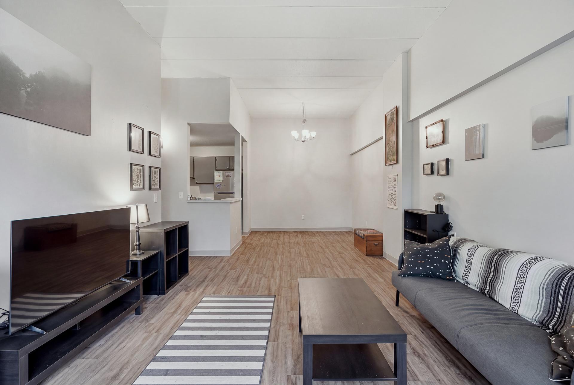 103 - 985 Ivy Ave E MLS-82.jpg