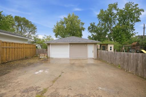 2915 115th Lane NW, Coon Rapids, MN 55433