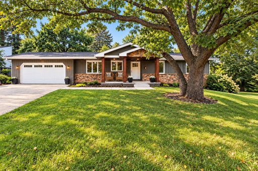 908 Kaymar Lane, Burnsville, MN 55306