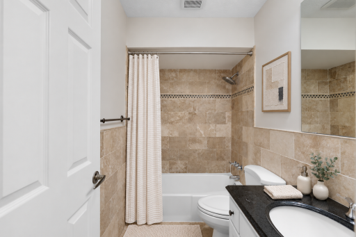 908 Kaymar Lane, Burnsville, MN 55306