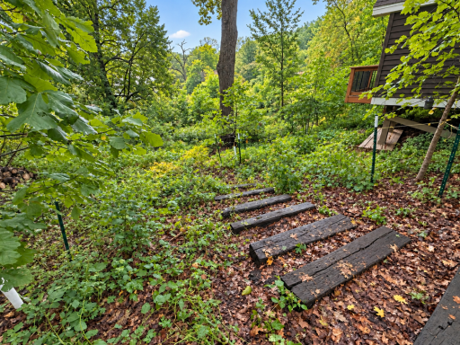 908 Kaymar Lane, Burnsville, MN 55306