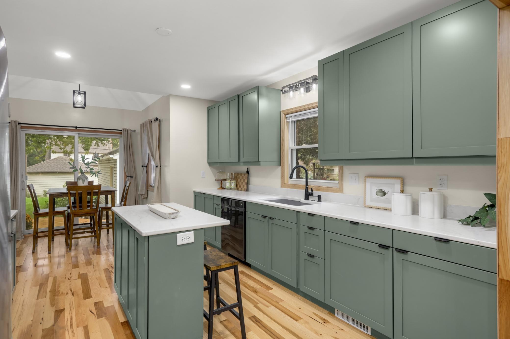 Updated kitchen that you Will get back to you shortly. Thank you! love