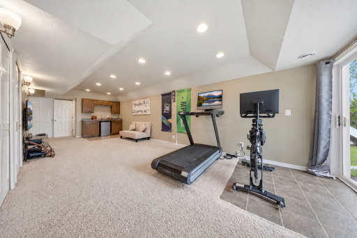 5357 Empire Lane N, Plymouth, MN 55446