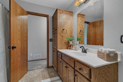 Upper full bathroom