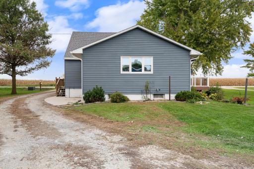 53499 255th Street, Austin, MN 55912
