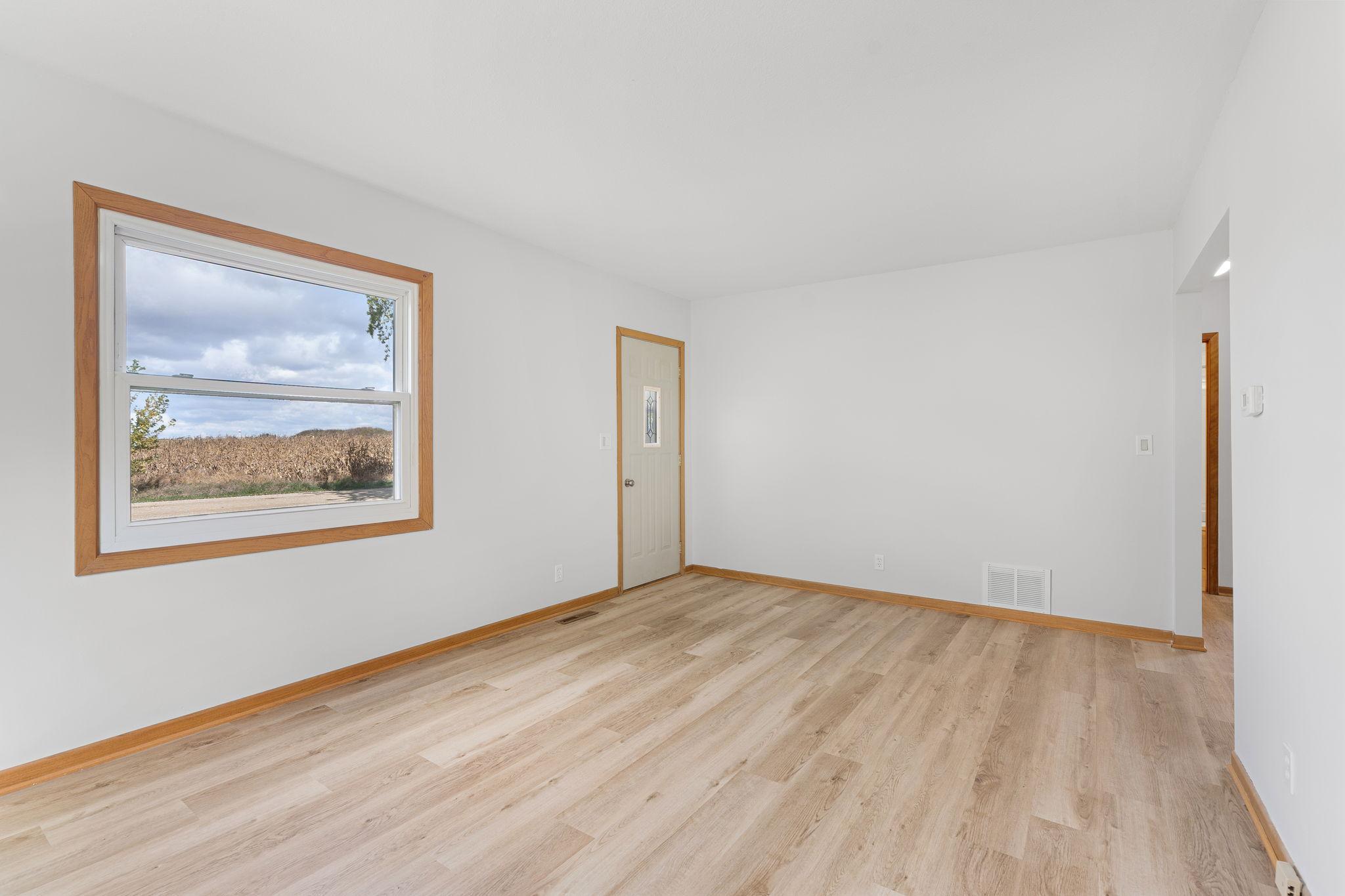 50-web-or-mls-53499-255-st.jpg