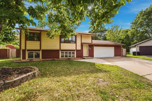 7721 112th Avenue N, Champlin, MN 55316
