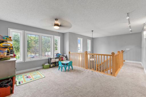 63-web-or-mls-8177 Acacia Ave NE-534 - Copy.jpg