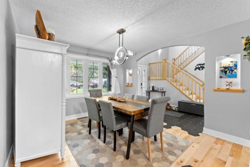 40-web-or-mls-31-print-8177 Acacia Ave NE-264.jpg