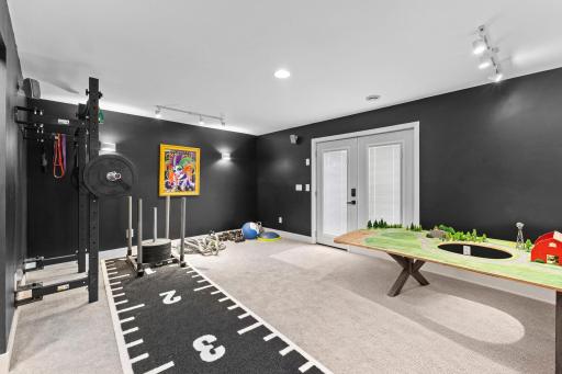 123-web-or-mls-90-print-8177 Acacia Ave NE-494.jpg