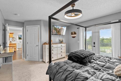 74-web-or-mls-52-print-8177 Acacia Ave NE-369.jpg