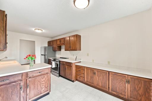 4254 Oakmede Lane, 87B, White Bear Lake, MN 55110
