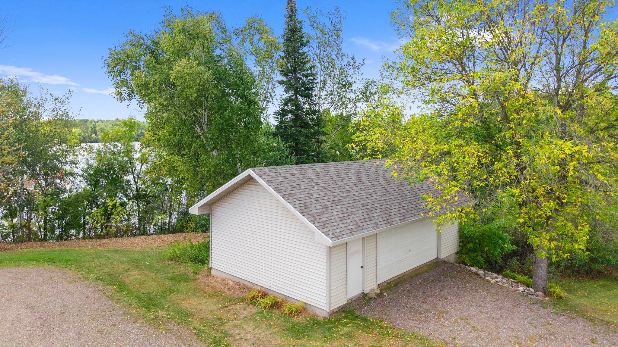119-web-or-mls-W6841 Golf Course Road-148.jpg