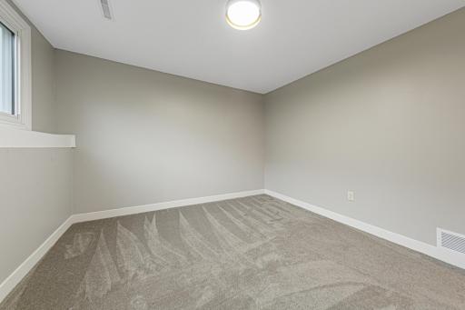600 Ladonna Lane, Faribault, MN 55021