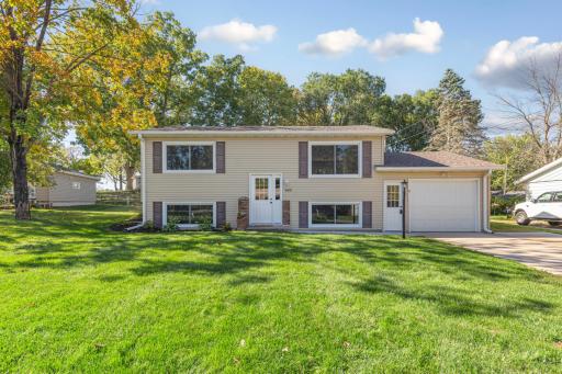 600 Ladonna Lane, Faribault, MN 55021