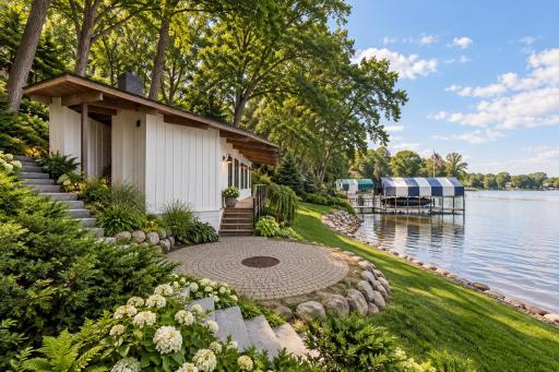 21210 Excelsior Boulevard, Greenwood, MN 55331