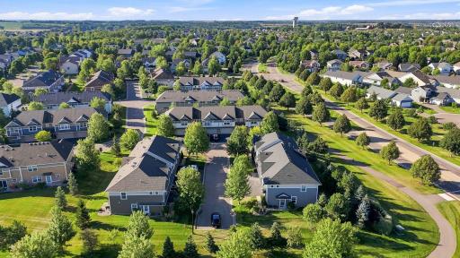 3278 Lakewood Trail, Woodbury, MN 55129