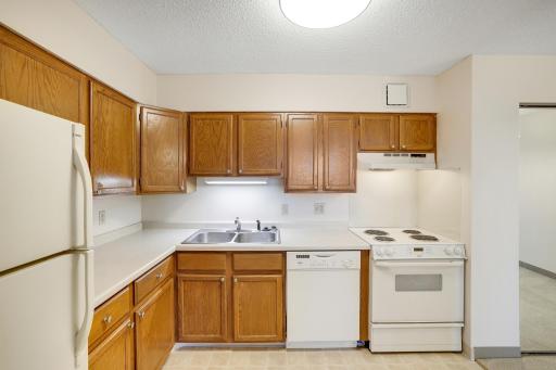 7600 Golden Valley Road, 805, Golden Valley, MN 55427