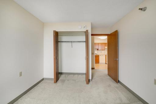 7600 Golden Valley Road, 805, Golden Valley, MN 55427