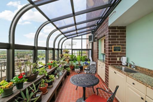 7600 Golden Valley Road, 805, Golden Valley, MN 55427