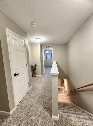 1240 County Road D E, 3, Maplewood, MN 55109