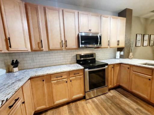 1240 County Road D E, 3, Maplewood, MN 55109