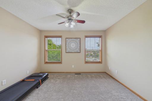 1240 County Road D E, 3, Maplewood, MN 55109