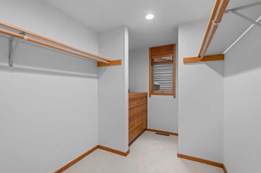 215 Eastbank Court N, Hudson, WI 54016
