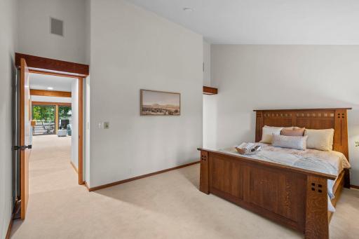 215 Eastbank Court N, Hudson, WI 54016