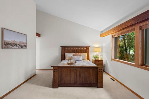 215 Eastbank Court N, Hudson, WI 54016