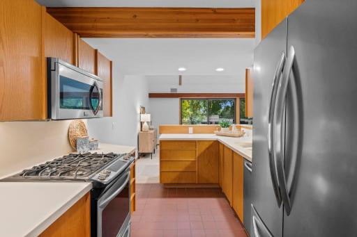 215 Eastbank Court N, Hudson, WI 54016